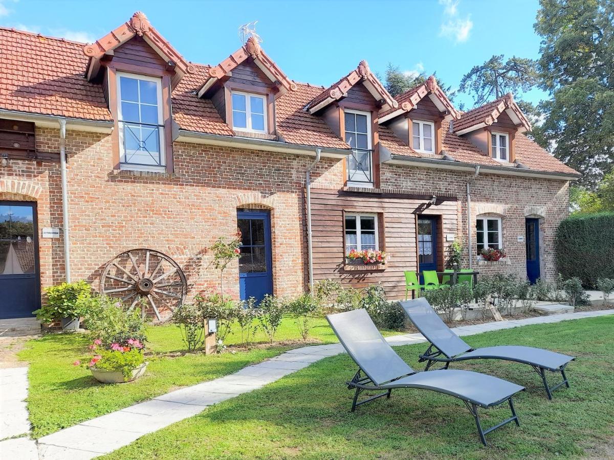 Gites "Aux Charmes De La Baie" Labellises 3 Clevacances Avec Parking Et Terrain Clos Buigny-Saint-Maclou Exterior photo